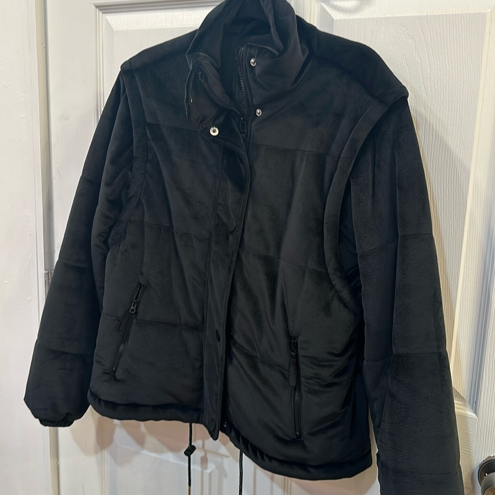 Beach Riot Kris Puffer Jacket - Converts to Vest